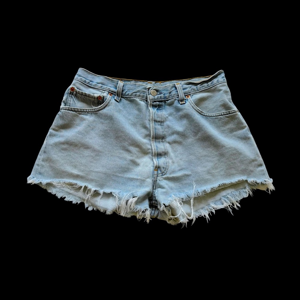 90's Levis 501 Light Wash Denim Cut Off Shorts Sz 29.5 High Waisted Frayed Hem